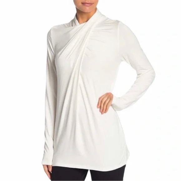 Elie Tahari Tops - Elie Tahari Keilani Knit Long Sleeve Top
